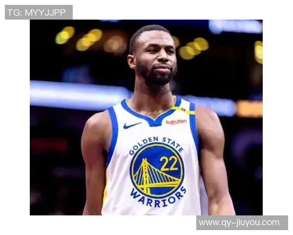 维金斯表现不佳13投7中仅得17分9篮板6助攻2盖帽5失误令人失望